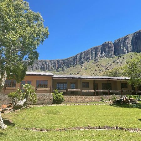 Kransberg Country Lodge Guest Farm Тхабазимби Экстерьер фото